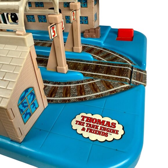 Thomas The Tank Engine & Friends Shining Time Station Knapford Station 8892 - Picture 4 of 16